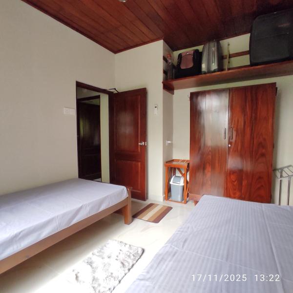 SR\s home stay, Reservar  Kandy Kandy District
