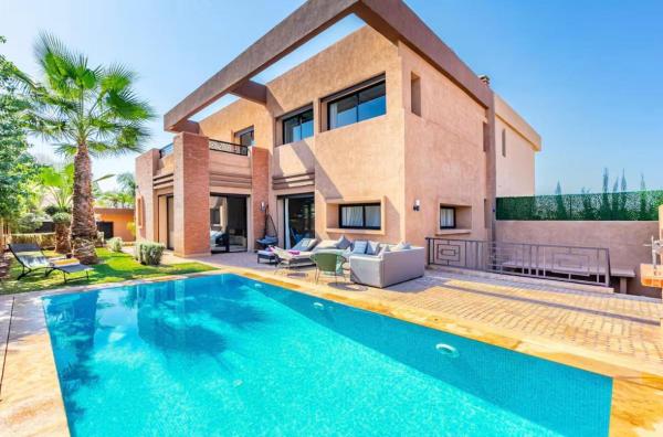 Luxury 4-ROM Villa with private Heated pool in Akenza ,free Airport transport service, Reservar  El Rhechat Marrakech-Tensift-Haouz