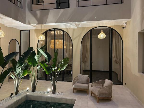 Riad A lOmbre du Palais, Reservar  Hotéis em Marrakech-Tensift-Haouz com piscina, Piscina