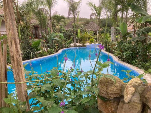 Hotel La Costa Internacional, Reservar  Hotéis em Manabi com Piscina, Piscina