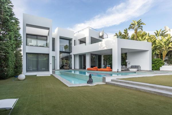 Villa Elite Maribiza, Reservar  Hotéis em Ibiza com Piscina, Piscina