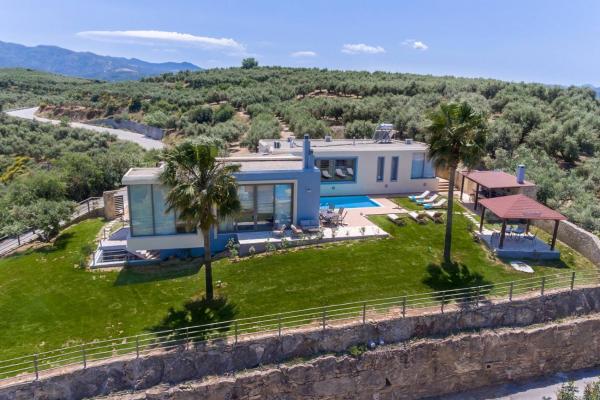Modern Interior Villa, Reservar  Hotéis em Chania com Piscina, Piscina
