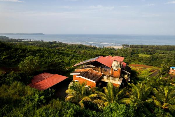 Sea Nest Villa, 3BHK Panoramic Sea View , Ganpatipule, Reservar  Ratnagiri 