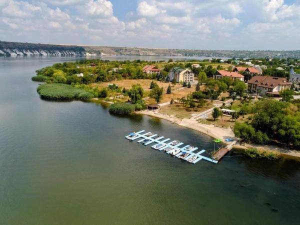 VILA DORULUI, Reservar  Hotéis em Molovata Nouă com Piscina, Piscina