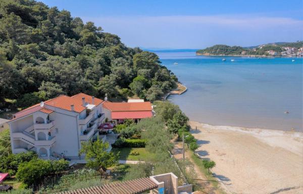 Apartments Halovic, Reservar  Kampor Rab