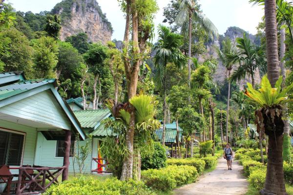 Chill Out Bar and Jungle Bungalows, Reservar  Tonsai Beach 