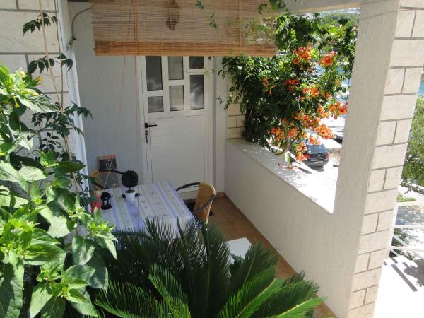 Apartments in Primosten 35148, Reservar  Primošten Šibenik