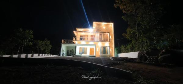 Grand Sapphires Resorts In Ramakalmedu, Reservar  Hotéis em Ramakkalmedu com piscina, Piscina