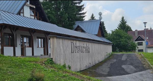 Drevarská Apartments, Reservar Apartamento Benecko Liberec Region, perto de Sychrov