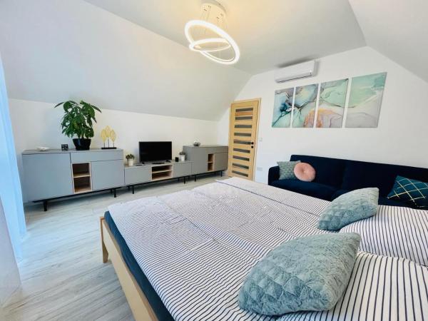 Villa Lake, Reservar  Balatongyorok 