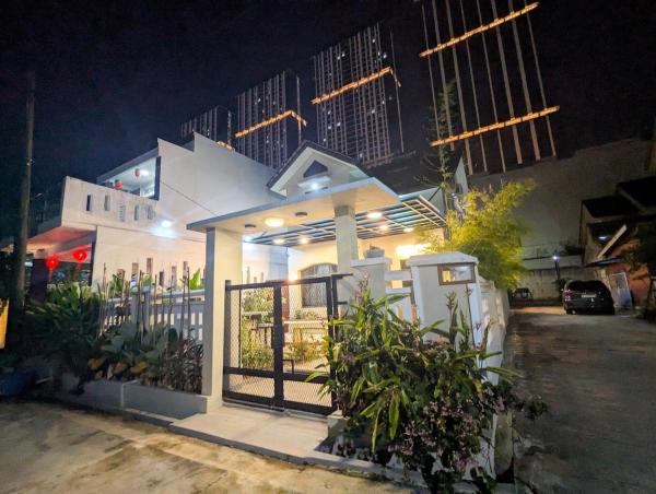 S&D D-245 Luxury & Cozy Villa 6-8 pax at Citra Batam Center, Reservar  Batam Center Batam
