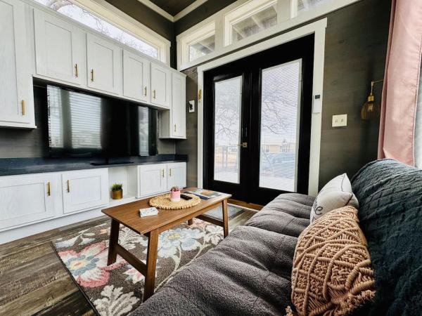 Little Luxe Hideaway at Village Farms Resort, Reservar  Austin Greater Austin