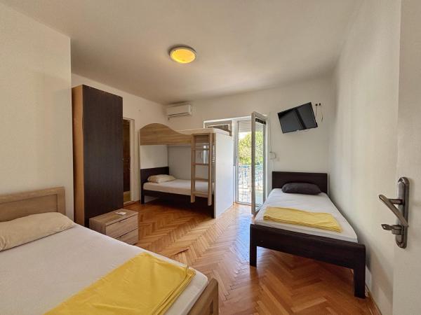 Vega's Hostel, Reservar Albergue Tivat Tivat County