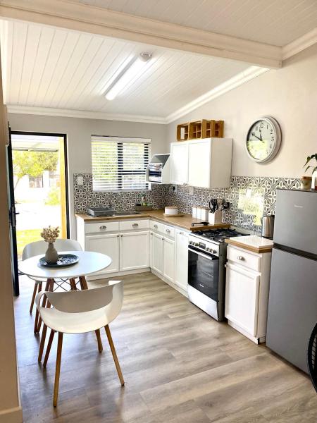 Living Lite, Reservar  Kleinmond Caledon