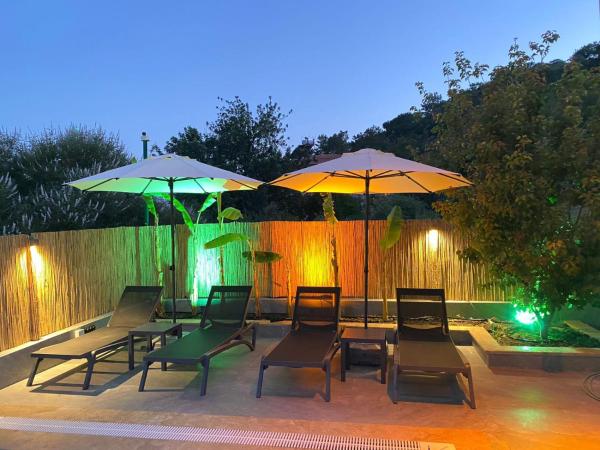 Villa Nurhal, Reservar  Hotéis em Muğla com piscina, Piscina