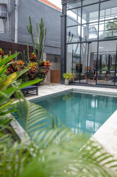 Villa Greta, Pererenan by Bali Villa Property Mgmt, Reservar  Hotéis em Bali com piscina, Piscina
