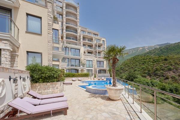BigMontenegro Dreams, Reservar  Hotéis em Budva County com Piscina, Piscina