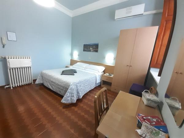 Albergo in Centro, Reservar  Hotéis em Piemonte com Estacionamento, Estacionamento