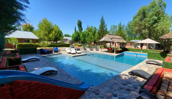 Complejo Ermitazh, Reservar  Hotéis em Mendoza com Piscina, Piscina