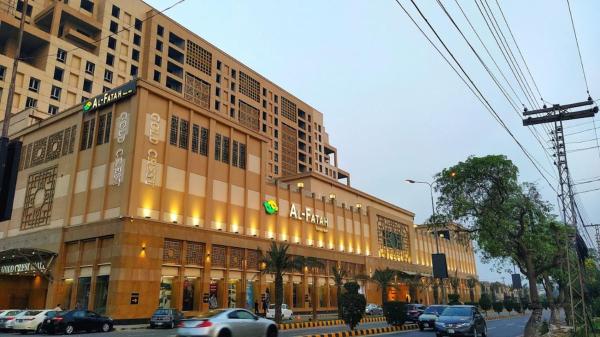 DHA - GOLDCREST MALL AND RESIDENCY - EXECUTIVE APARTMENTS By ALVIS SUITE, Reservar Apartamento Lahore Paquistão