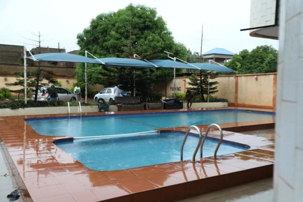 Hôtel La Majesté, Reservar Hotel Bohicon Benin
