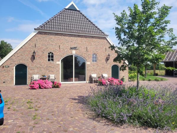 De Oranjehoeve, Reservar  Holthone Overijssel