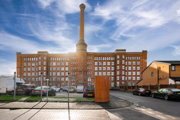 2 Bed Victorian Mill Sleeps 6 Free Parking, Reservar  Manchester Grande Manchester