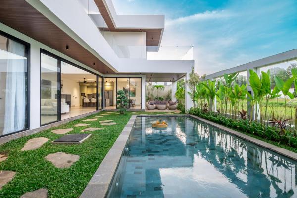 Velora - Luxe Jungle 4BR Villa with Private Pool in Ubud, Reservar  Hotéis em Bali com piscina, Piscina