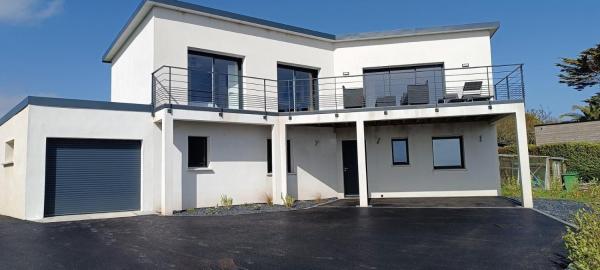 Villa Tregana Beach, confort et immersion dans un paysage idyllique, Reservar   