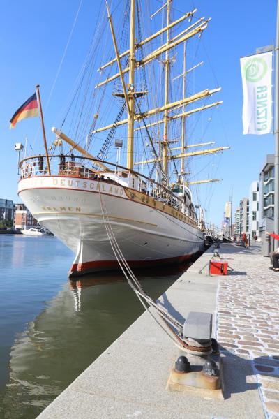 Schulschiff Deutschland Bremerhaven, Reservar  Bremerhaven Brémen