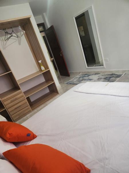 CARLPTERS Apartment, Reservar Apartamento Meru Quénia