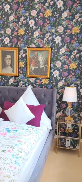 VILLA FREIA Dresden - Exklusive Ferienwohnung zum Erholen & Entspannen, Reservar Apartamento Prohlis Lockwitz